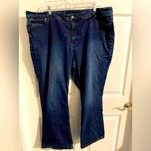 Jennifer Lopez Dark Wash bootcut jeans, 22W